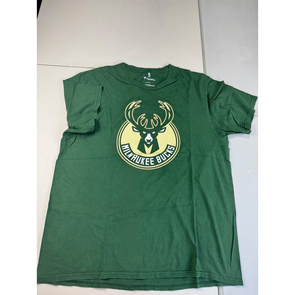 Milwaukee Bucks Giannis Antetokounmpo #34 Fanatics‎ NBA T-Shirt Green Large